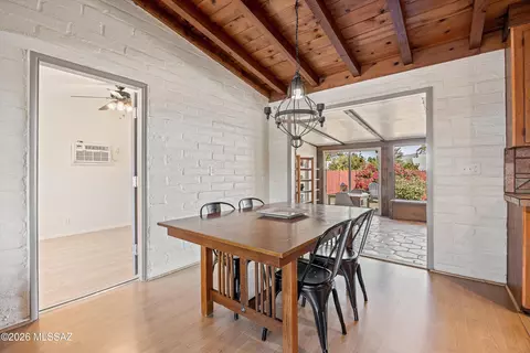 Dining - 6021 Eli St, Tucson, AZ 85711 photo 3 of 3
