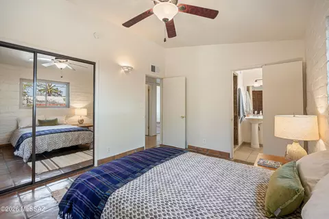 Bedroom - 6021 Eli St, Tucson, AZ 85711 photo 2 of 4