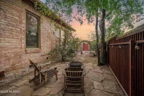 Exterior - 314 E 2nd St, Tucson, AZ 85705 photo 6 of 11