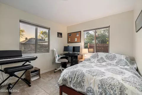 Bedroom - 314 E 2nd St, Tucson, AZ 85705 photo 4 of 5