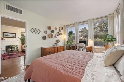 Bedroom - 314 E 2nd St, Tucson, AZ 85705 photo 2 of 5
