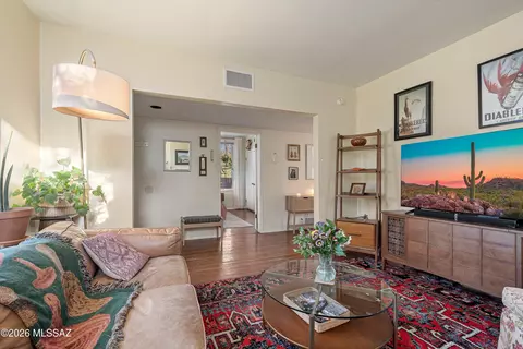Living - 314 E 2nd St, Tucson, AZ 85705 photo 2 of 2