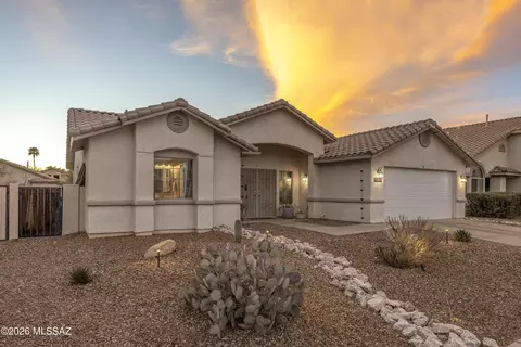 12837 N Pioneer Way, Oro Valley, AZ 85737