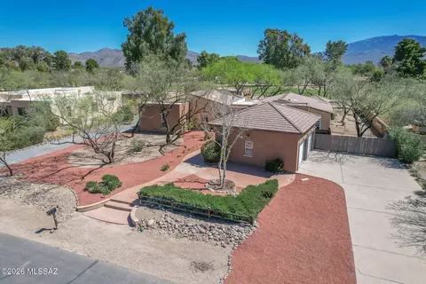 2202 N Conestoga Ave, Tucson, AZ 85749
