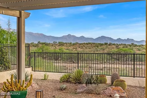 60713 E Arroyo Vista Dr, Oracle, AZ 85623