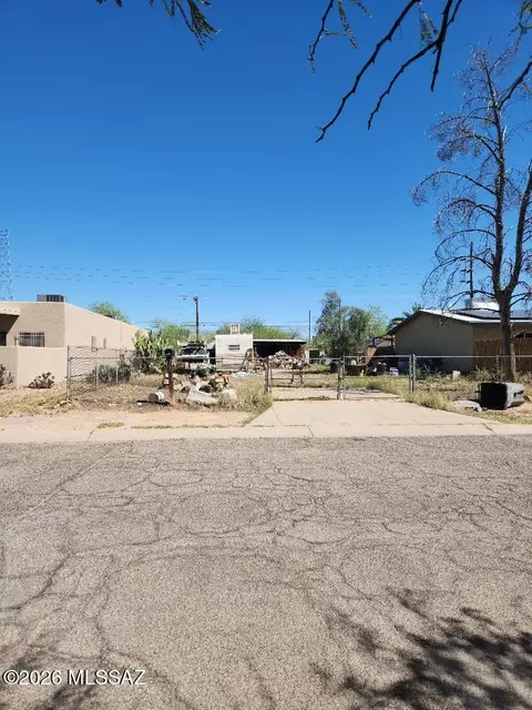 611 S Highland Ave, Tucson, AZ 85719