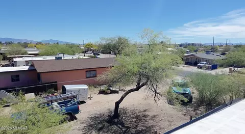 e 33rd, Tucson, AZ 85713 photo 2