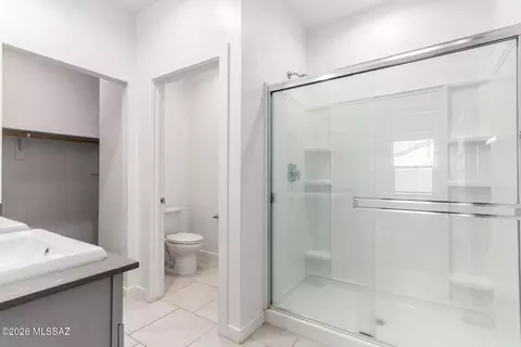 Bath - 12727 E Joffroy Dr, Vail, AZ 85641 photo 1 of 2