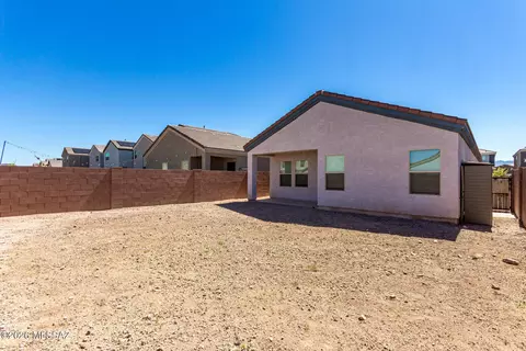 Exterior - 12727 E Joffroy Dr, Vail, AZ 85641 photo 4 of 5