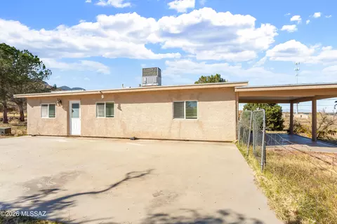 7245 S Cole Ln, Hereford, AZ 85615