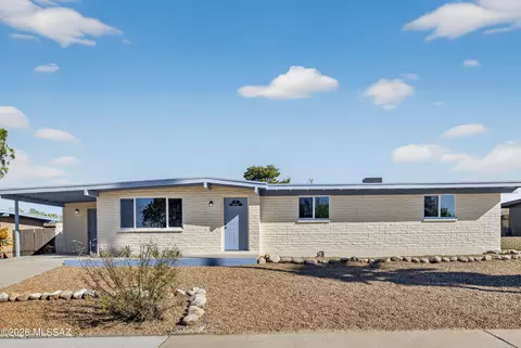 3662 W Wesleyan Dr, Tucson, AZ 85741