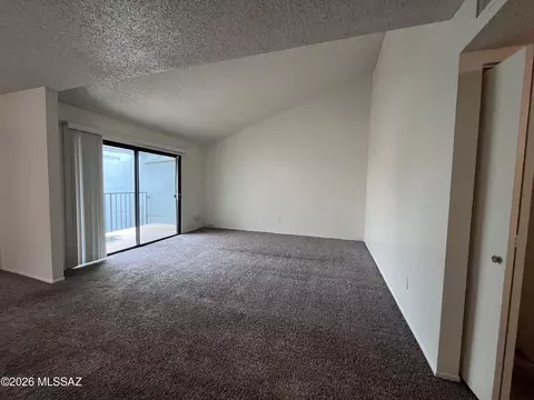 836 S Langley Ave #203, Tucson, AZ 85710