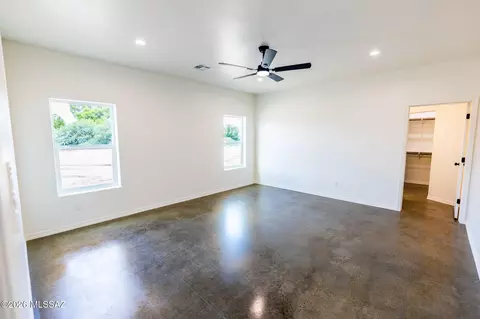 Bedroom - 276 E Rincon Ln, Benson, AZ 85602 photo 5 of 5