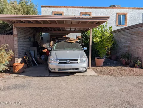 3960 E Flower St #38, Tucson, AZ 85712