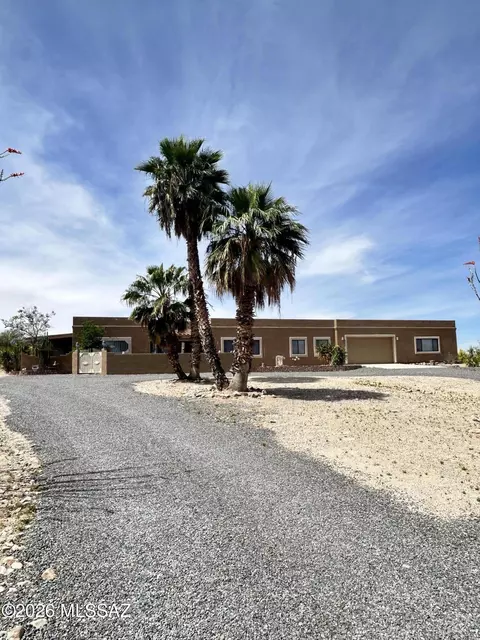 1611 N Blue Ridge Rd, Tucson, AZ 85745