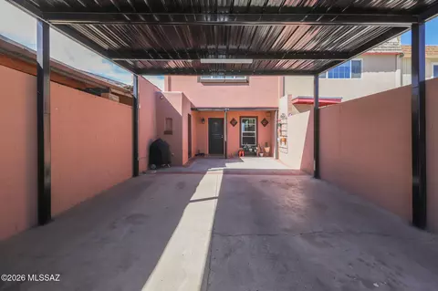 3508 S Mission Rd #D, Tucson, AZ 85713