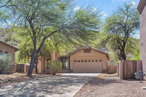4521 N Scenic Mountain Dr, Tucson, AZ 85750