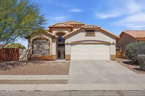 8903 E Marci Lynne Way, Tucson, AZ 85747