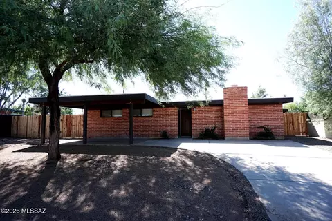 8040 Eli St, Tucson, AZ 85710