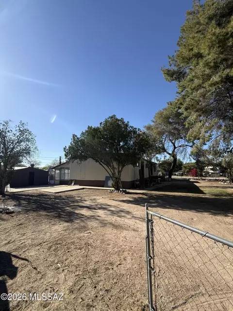 1501 W Gretchen Dr, Tucson, AZ 85705