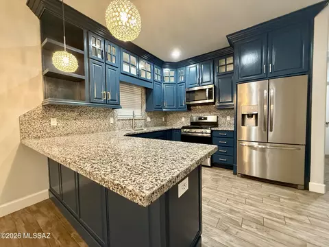 5772 S Vine Ave, Tucson, AZ 85706