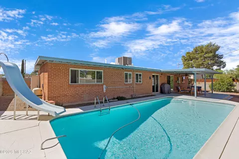 Exterior - 4925 E Copper St, Tucson, AZ 85712 photo 2 of 7