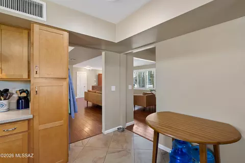 Entry Way - 4925 E Copper St, Tucson, AZ 85712 photo 1 of 2