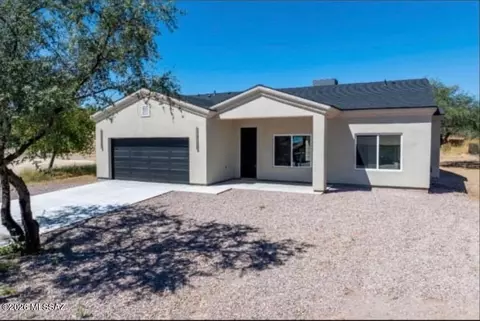 370 Willow Dr, Rio Rico, AZ 85648