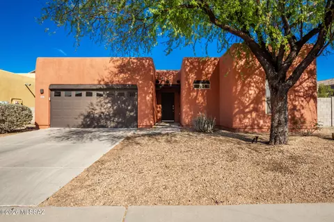 6421 E Koufax Ln, Tucson, AZ 85756