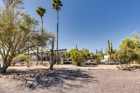 7341 N Ellison Dr, Tucson, AZ 85704
