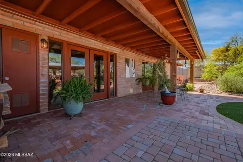 7945 E Cloud Rd, Tucson, AZ 85750 photo 37
