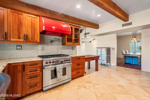 7945 E Cloud Rd, Tucson, AZ 85750 photo 17