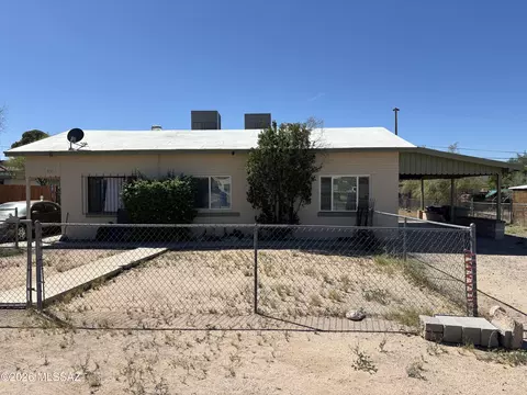 837 W Tipton Dr, Tucson, AZ 85705