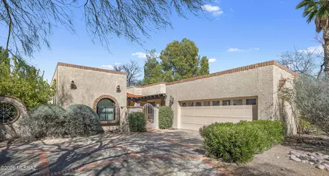 5561 E Sutler Ln, Tucson, AZ 85712