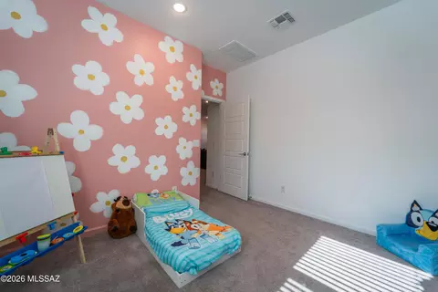 Bedroom - 21968 E Thunderhead Dr, Red Rock, AZ 85145 photo 3 of 6