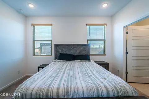 Bedroom - 21968 E Thunderhead Dr, Red Rock, AZ 85145 photo 2 of 6