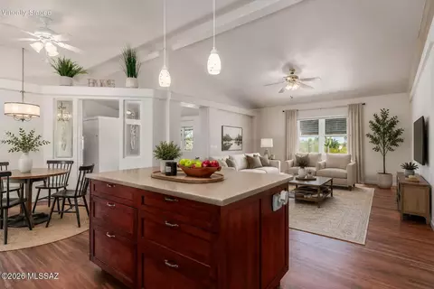 6505 N Pelto Path, Tucson, AZ 85743