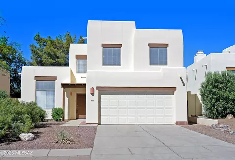 11701 N Copper Creek Dr, Tucson, AZ 85737