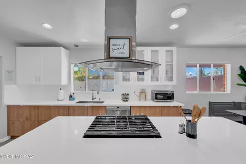 Kitchen - 2733 Elm St, Tucson, AZ 85716 photo 6 of 8