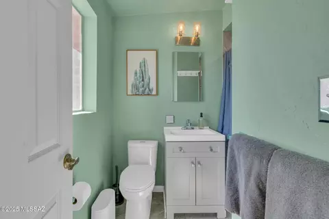 Bath - 2733 Elm St, Tucson, AZ 85716 photo 1 of 6