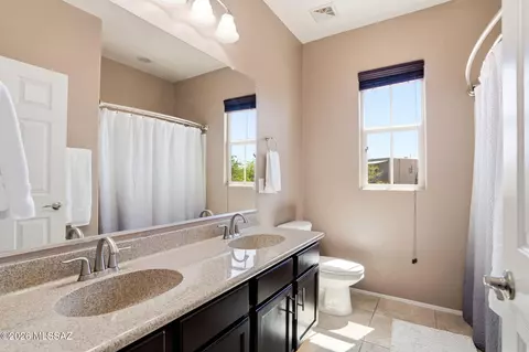 Bath - 211 E Refuge Loop, Vail, AZ 85641 photo 2 of 2