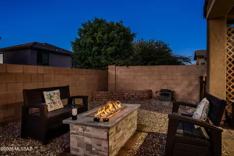 Exterior - 211 E Refuge Loop, Vail, AZ 85641 photo 8 of 10