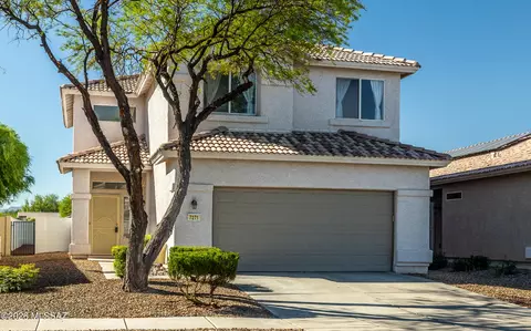 7271 W Mesquite River Dr, Tucson, AZ 85743