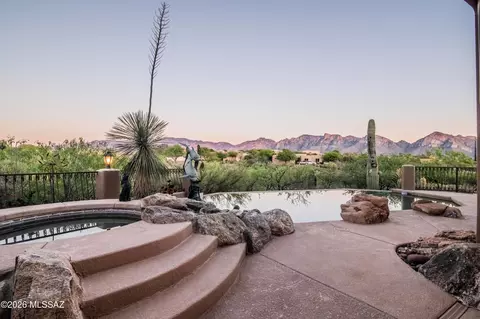 12107 N Sliding Rock Pl, Oro Valley, AZ 85755