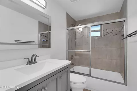 Bath - 7402 E 34th St, Tucson, AZ 85710 photo 2 of 2