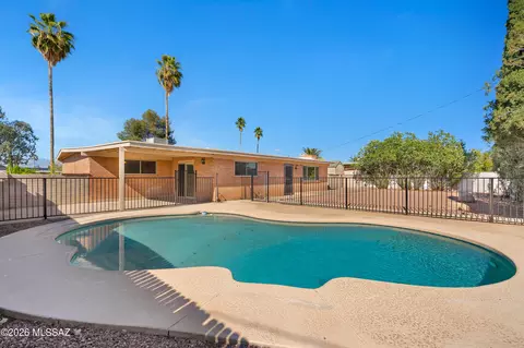 Exterior - 7402 E 34th St, Tucson, AZ 85710 photo 1 of 8