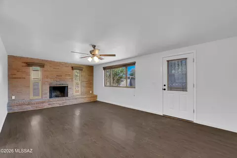 Living - 7402 E 34th St, Tucson, AZ 85710 photo 5 of 6