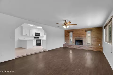 Living - 7402 E 34th St, Tucson, AZ 85710 photo 2 of 6