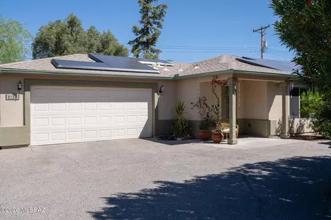 5233 E 21st St, Tucson, AZ 85711