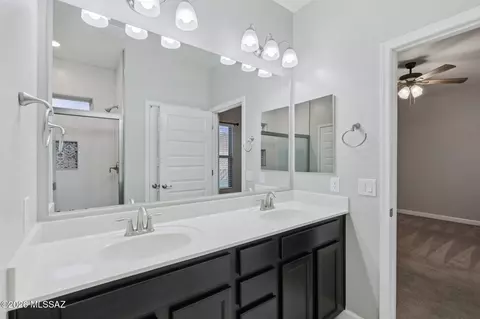 Bath - 264 W Sg Posey St, Vail, AZ 85641 photo 5 of 5